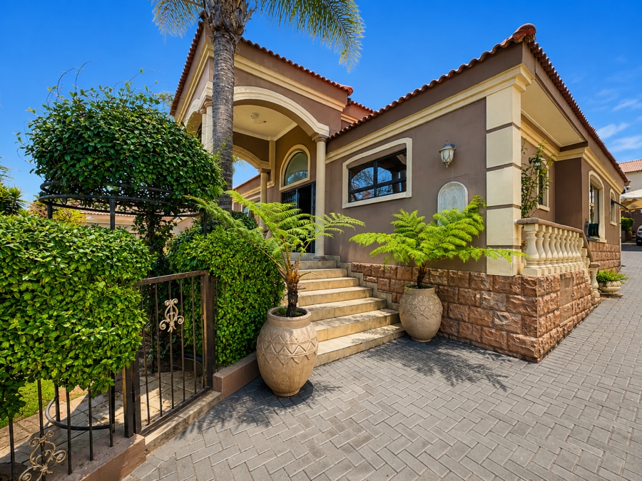 4 Bedroom Property for Sale in Wilkoppies North West